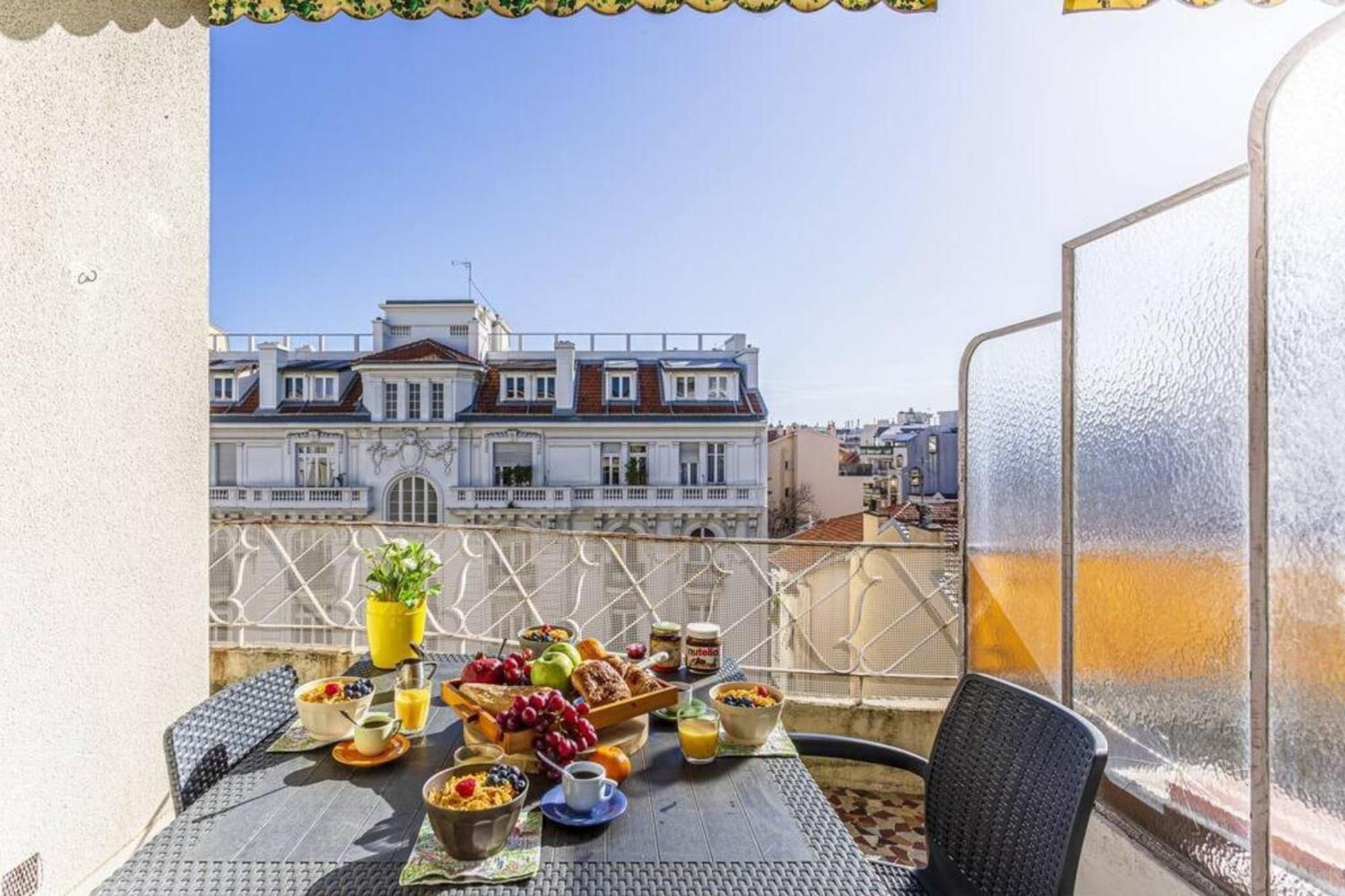 Fleurs 22 - City Center - Modern W Terrace Nice Exterior photo